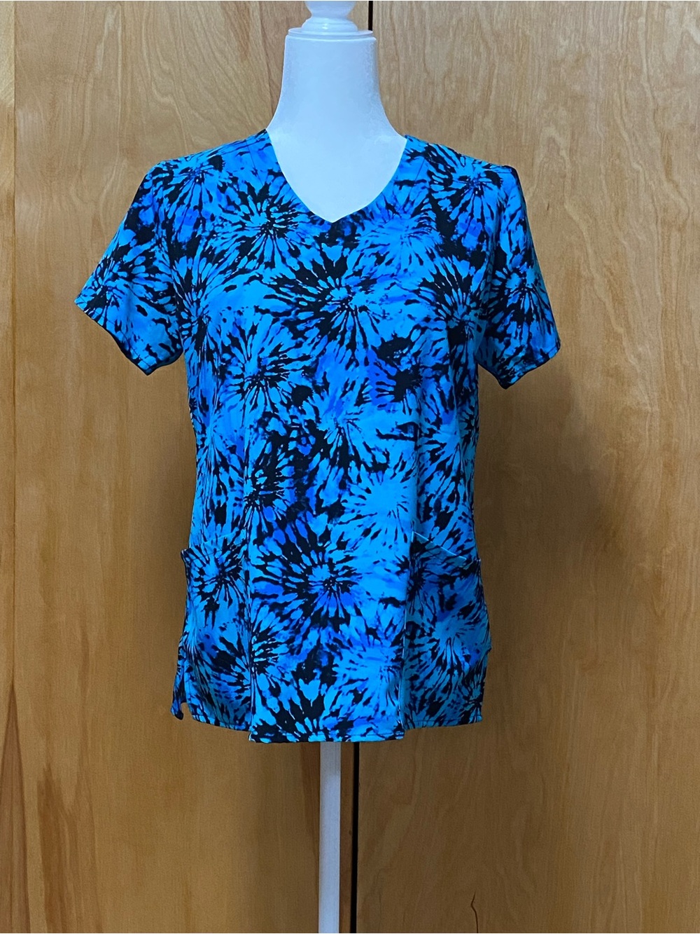 Zoe & Chloe Scrub Top